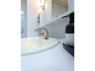 Apartment B, 3-Bett, Armatur