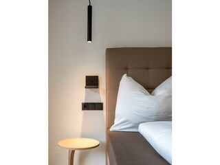 Boxspringbetten mit Wireless Charger