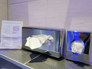 Badezimmerausstattung Neu!