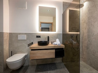 Badezimmer Superior & Family Studio