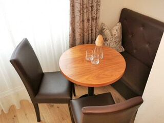 Augenweide | 2 Raum | ohne Balkon, Teeküche | 40m²