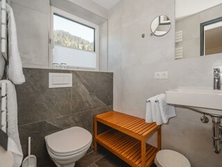 appartement-garfenberg2-bad2neu-haus-ortsblick-wag