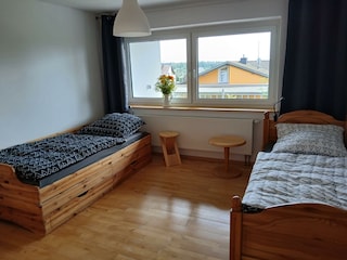 Schlafzimmer (2 Einzelbetten)