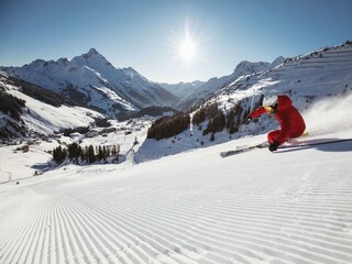 Winter18 (c)Warth-Schröcken Tourismus_Fotograf Seb
