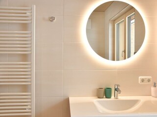 Zimmer 2 Badezimmer