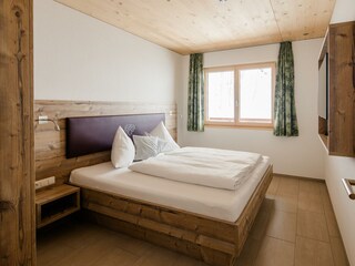 2. Schlafzimmer App. 1