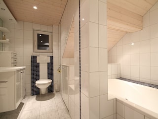 geschmackvolles Badezimmer