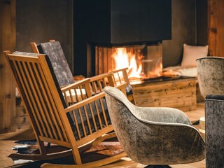 Chalet mit Kaminfeuer