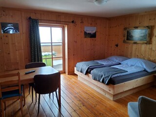 Wohn-Schlafzimmer Resterhöhe