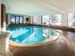 Indoor-Pool