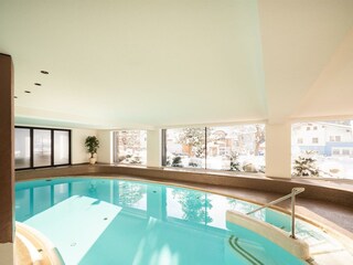 Indoor-Pool