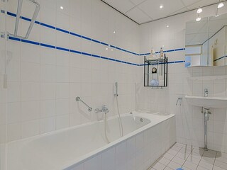Ferienwohnung Julianadorp Ausstattung 37