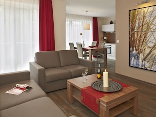 Gemütliches Sofa im Wohnzimmer