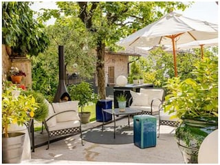 Terrasse mit Garten