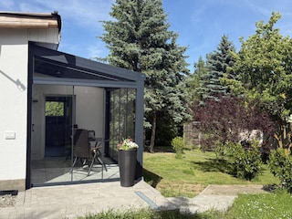 Eingangsbereich mit Wintergarten