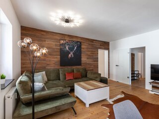 Wohn-/Essbereich mit offener Küche