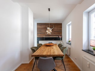 Wohn-/Essbereich mit offener Küche