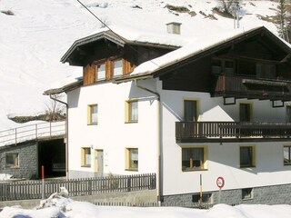 Hausansicht Winter