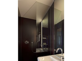 Bild 16_0506-Badezimmer