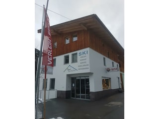 Tom's Sporthütte