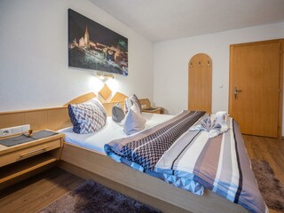 Zimmer 102