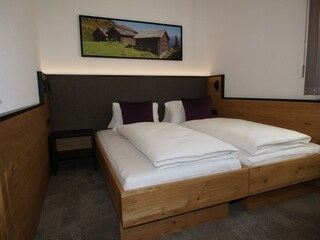 Zweibettzimmer zusammen geschoben