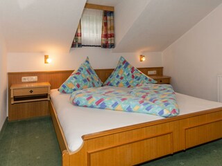 2. Stock Zimmer Südseite (1)