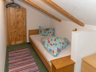 2. Stock kl. Zimmer (3)