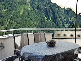 Terrasse 1. St.