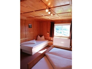 3 Bettzimmer OG