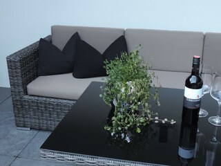Terrasse mit Loungegarnitur