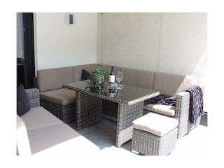 Terrassse mit Loungegarnitur