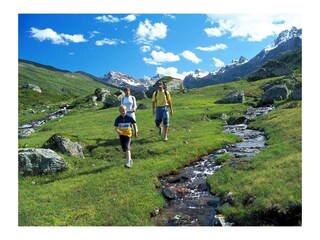 1c2752879e05b929_d137cf62bc3174ae