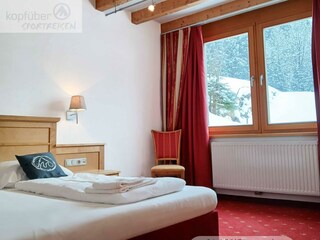 F_Schlafzimmer_juniorsuite_2_WZ