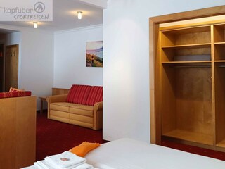 F_Schlaf-&Esszimmer_juniorsuite_WZ