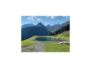 119634576_364777024532670_3630729500892982641_n