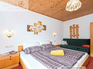 ApartChristine_ann4_WZ