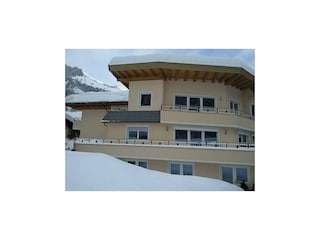 Hausansicht Winter