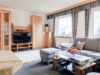 _28A0067-HDR