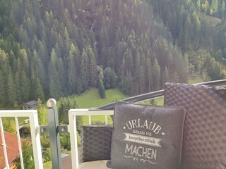 Ferienwohnung 2021 Balkon3