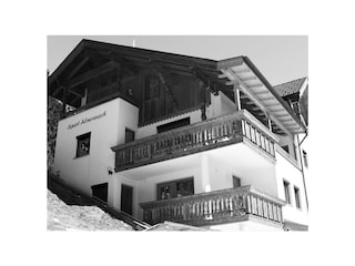 Haus Gartenansicht