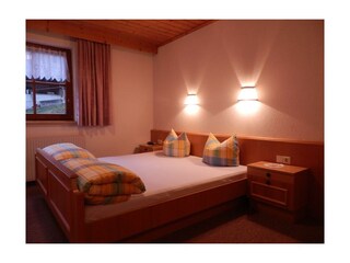 erstes Schlafzimmer große W.