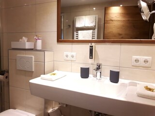 Badezimmer_Alpenrose