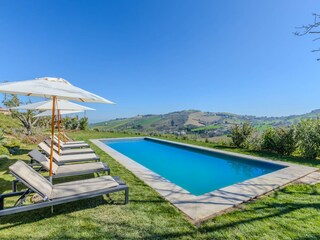 Villa Lido di Fermo Outdoor Recording 1