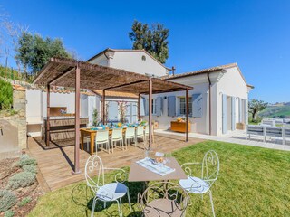 Villa Lido di Fermo Outdoor Recording 3