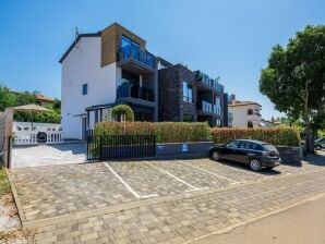 Apartment Wohnung in Kukci mit beheiztem Pool