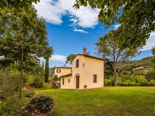 Villa Cortona Buitenaudio-opname 1