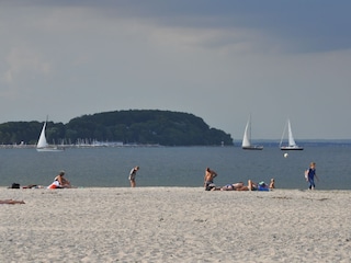 viel Platz am Strand im Hochsommer