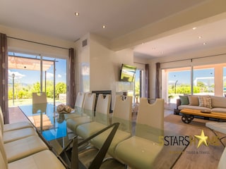 Villa Sant Jordi Features 17
