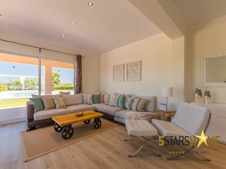 Villa Sant Jordi Features 18